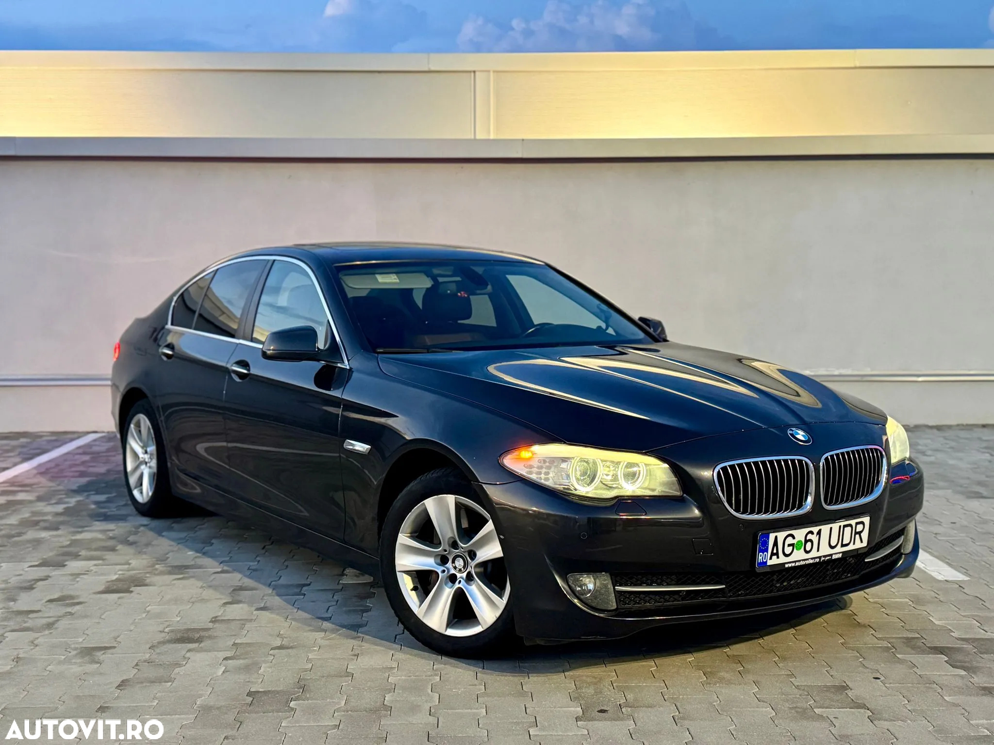 BMW Seria 5 520d - 4