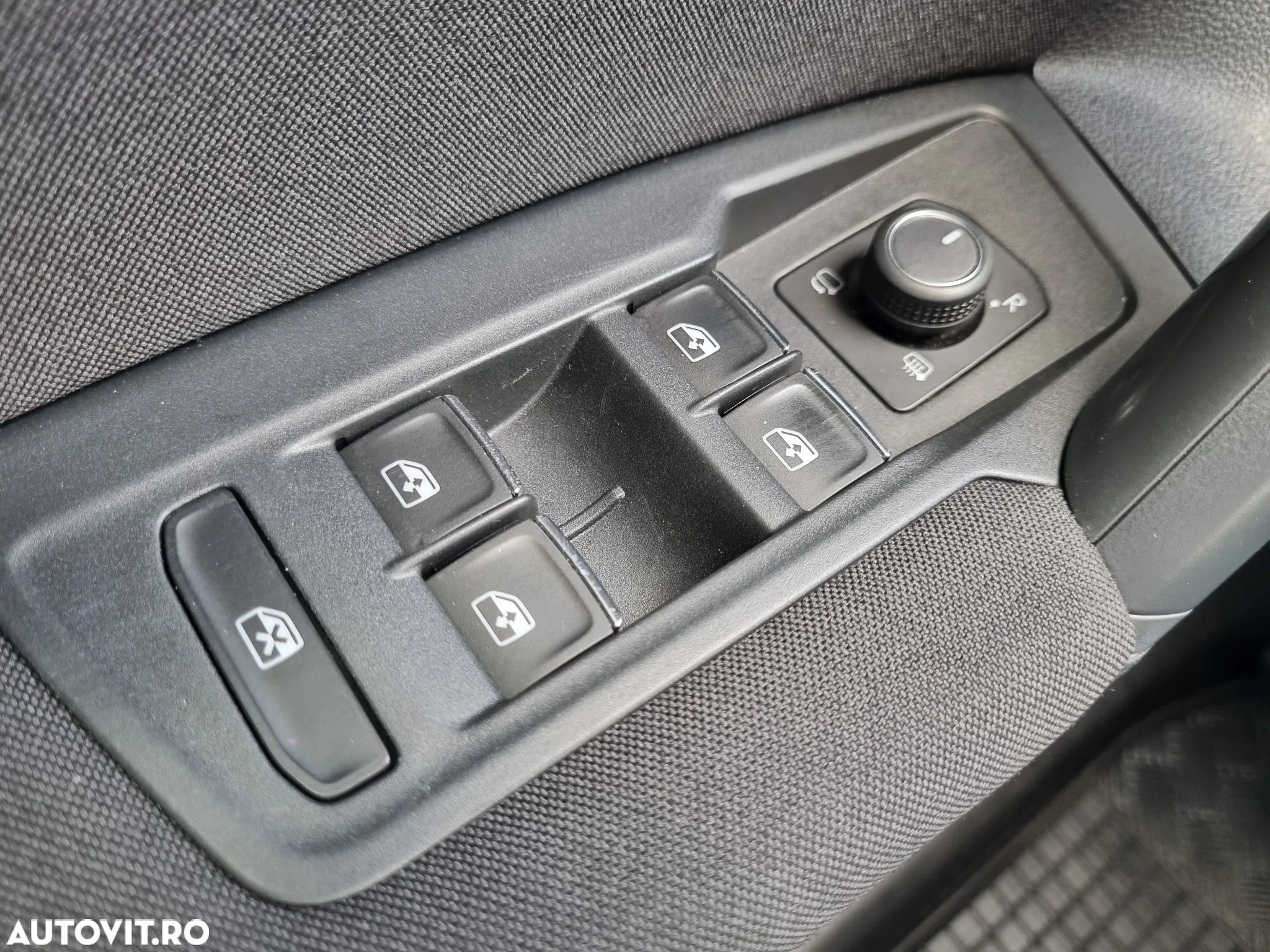 Volkswagen Tiguan 2.0 TDI SCR DSG Life - 39
