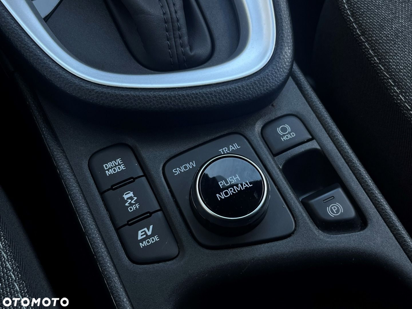 Toyota Yaris Cross - 25