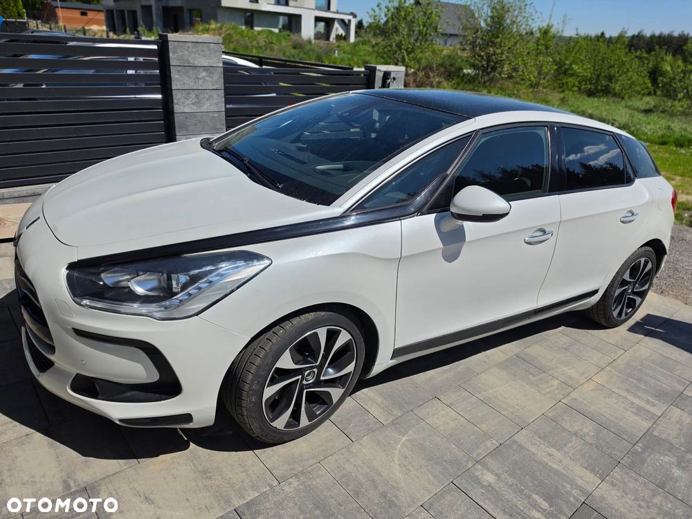 Citroën DS5 ver-2-0-bluehdi-bechic-eat6 - 1