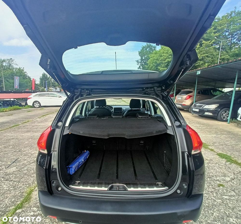 Peugeot 2008 1.6 e-HDi Allure S&S - 30