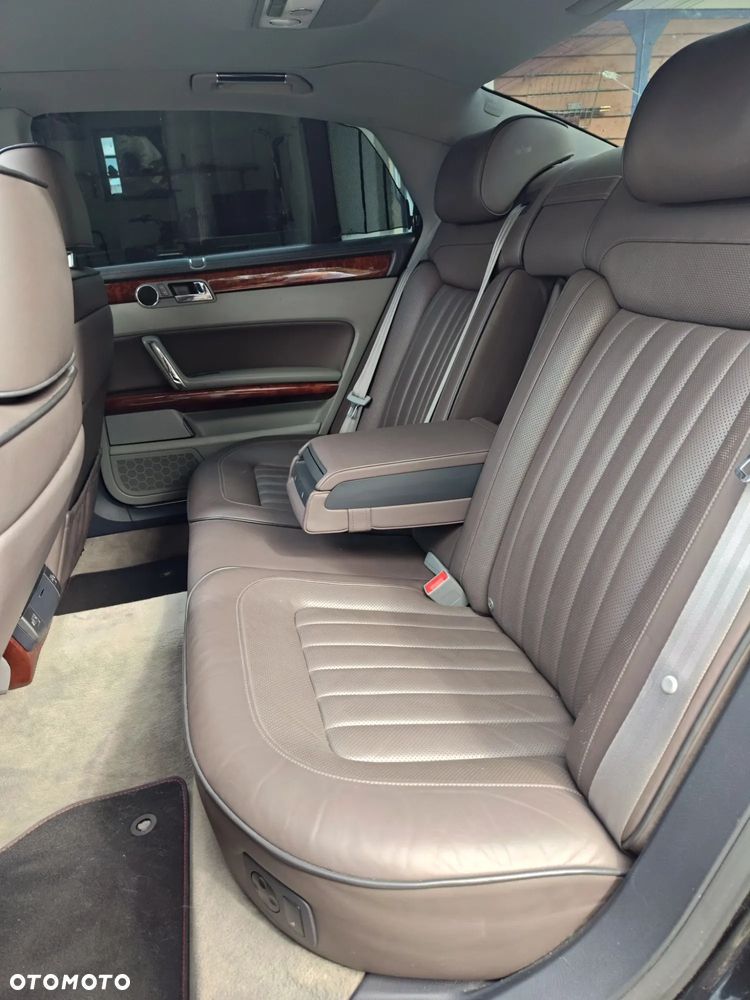 Volkswagen Phaeton 4.2 V8 4Mot (5 os.) - 29