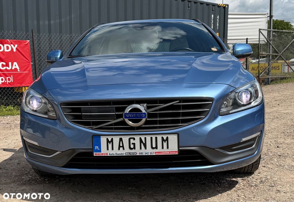 Volvo V60 D4 Drive-E Momentum - 15