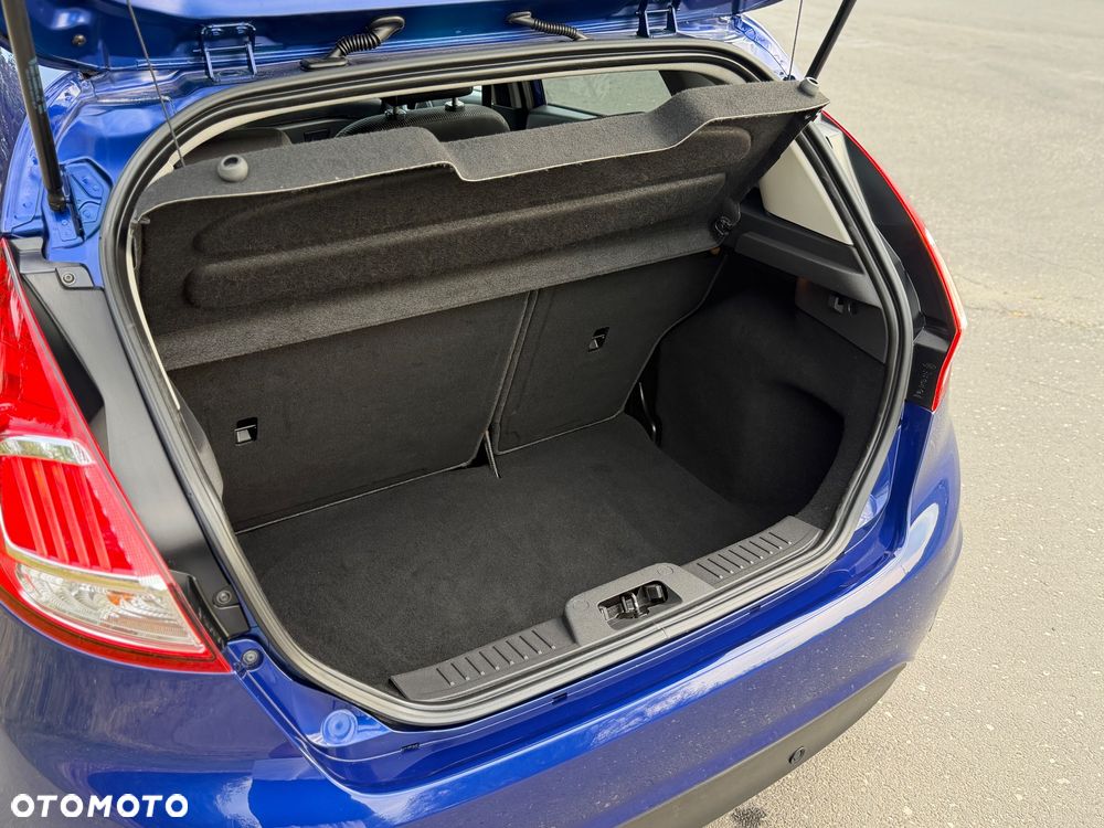 Ford Fiesta 1.0 EcoBoost S&S TREND - 32