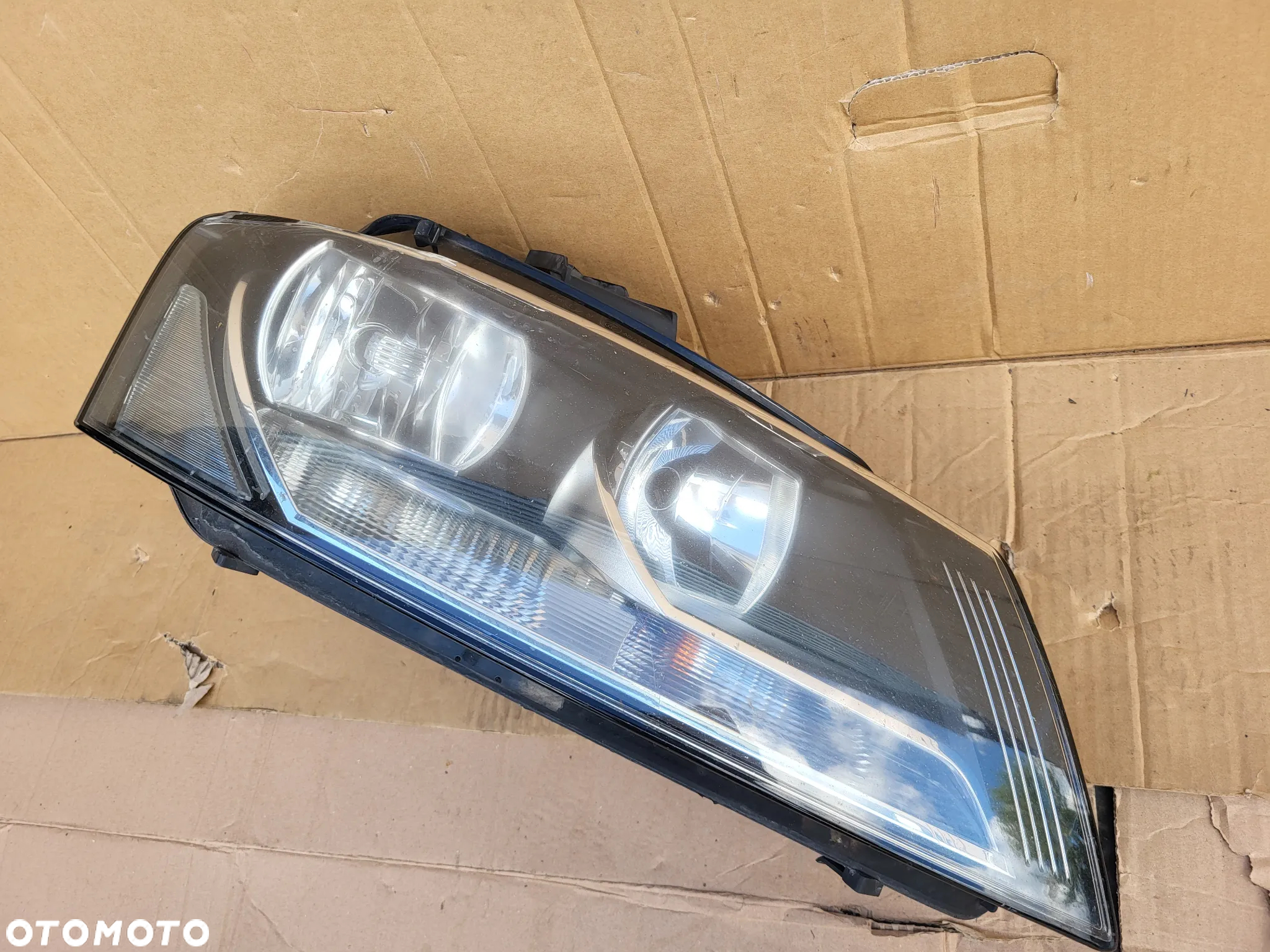 LAMPA PRAWY PRZOD AUDI A3 8P LIFT 8P0941004BB - 5