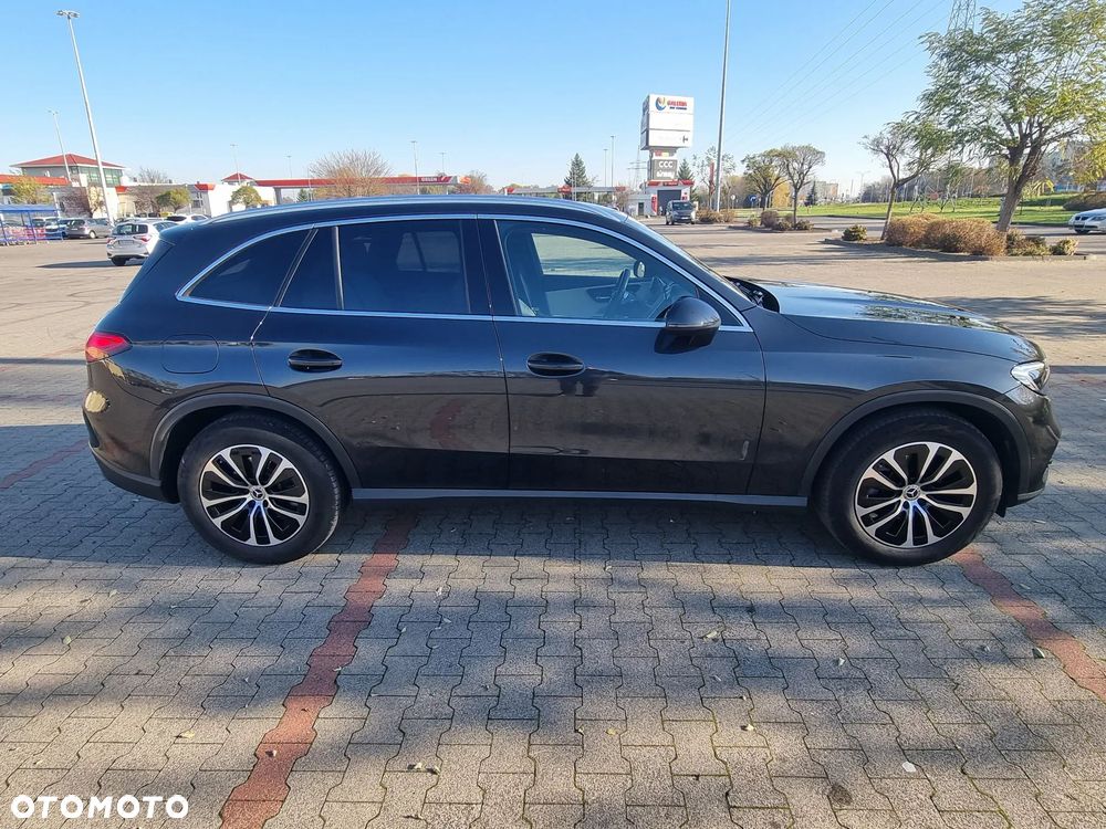 Mercedes-Benz GLC ver-200-4--matic - 8