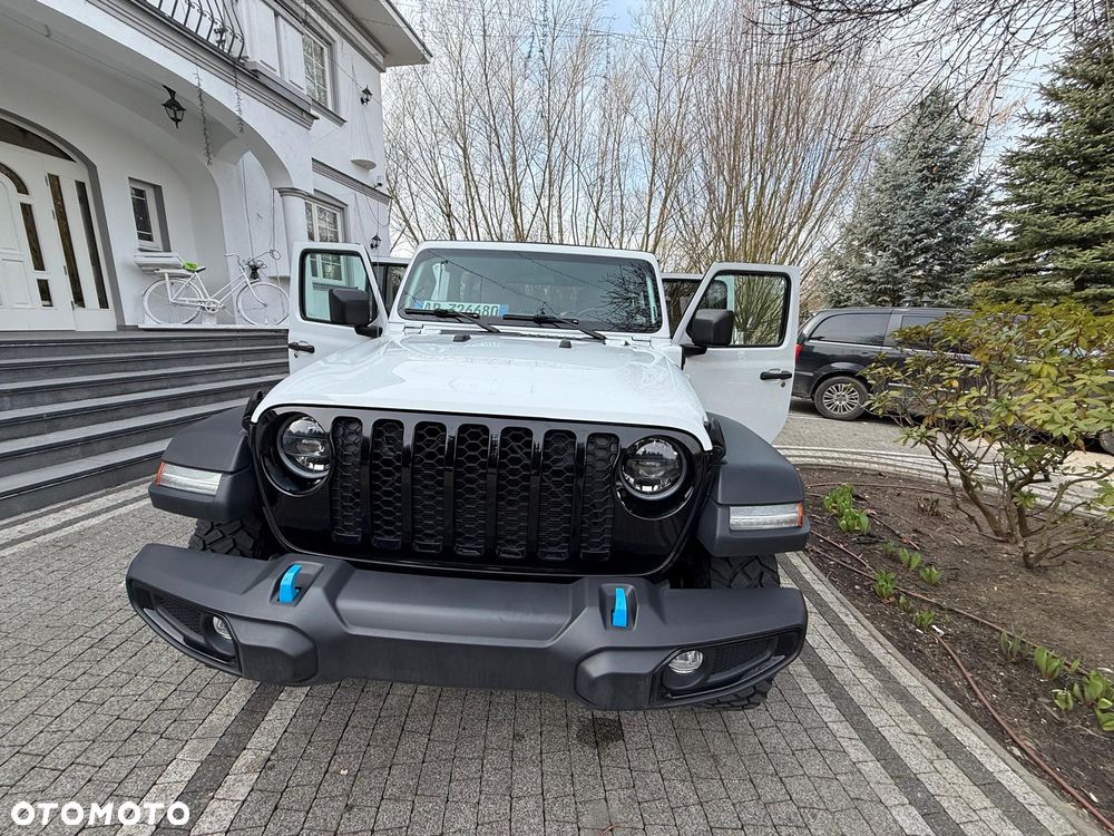 Jeep Wrangler - 5