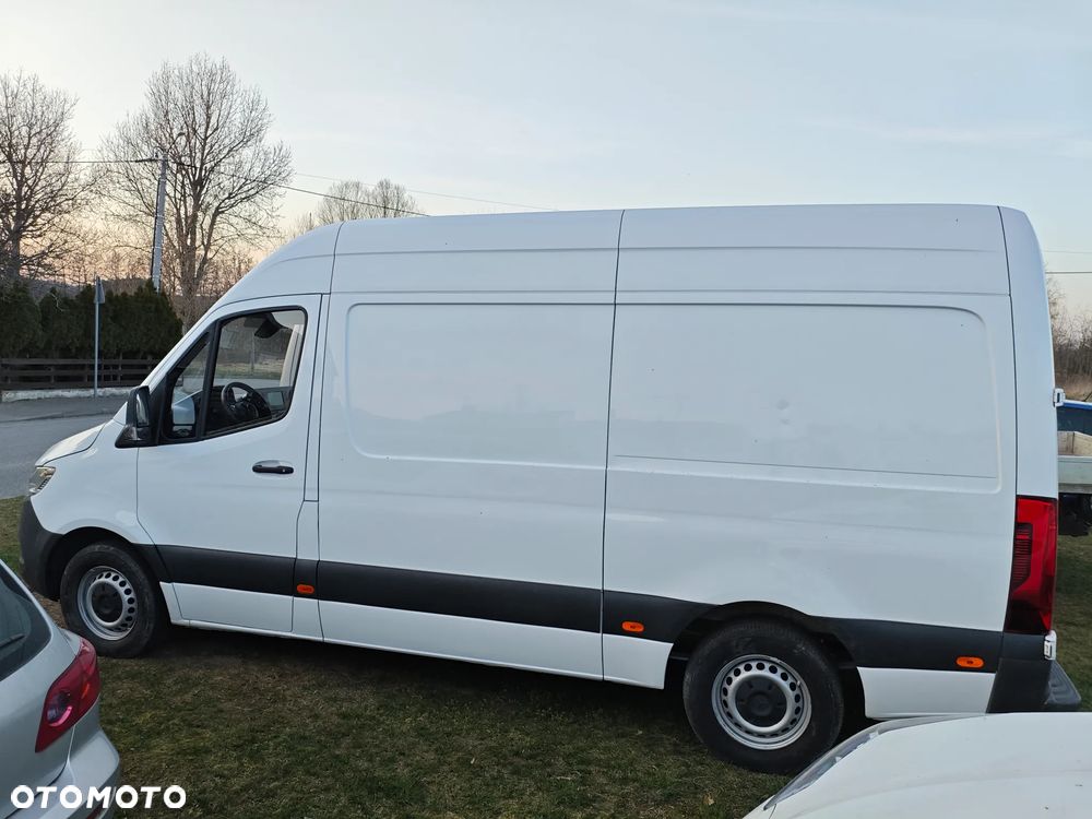 Mercedes-Benz Sprinter - 7