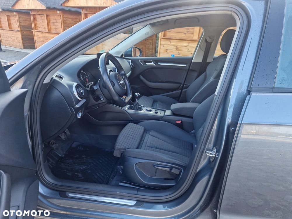 Audi A3 Sportback 2.0 TDI Ambition - 14