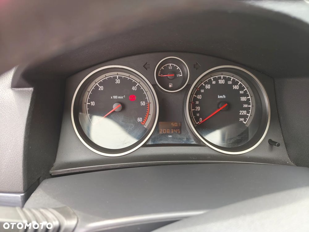 Opel Astra 1.7 CDTI Cosmo - 8
