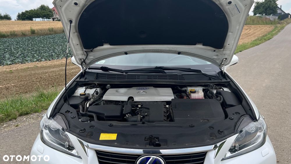 Lexus CT - 21