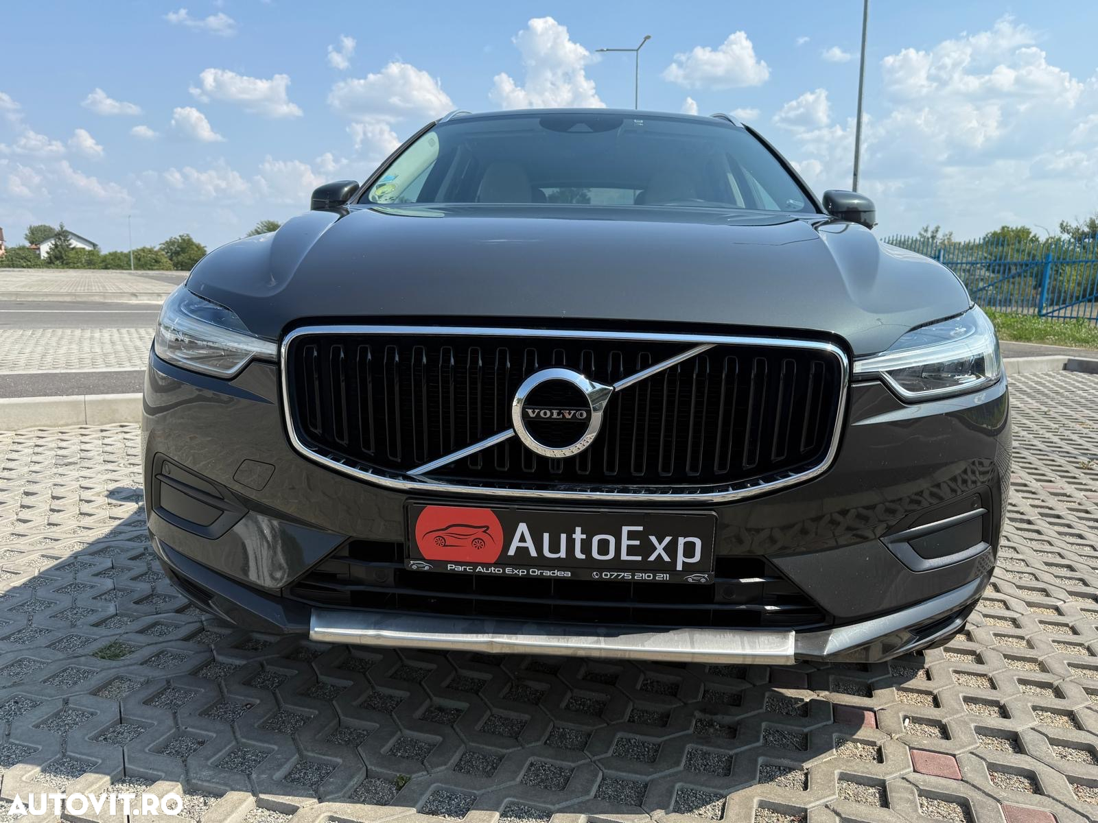Volvo XC 60 B4 D Geartronic Momentum Pro - 2