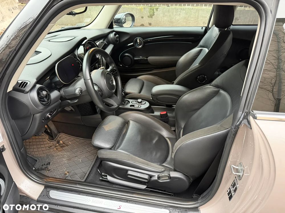 MINI Cooper S Classic Trim - 8