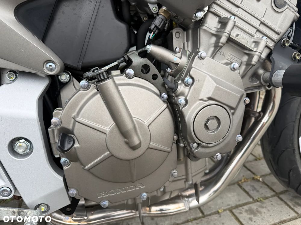 Honda Hornet - 15