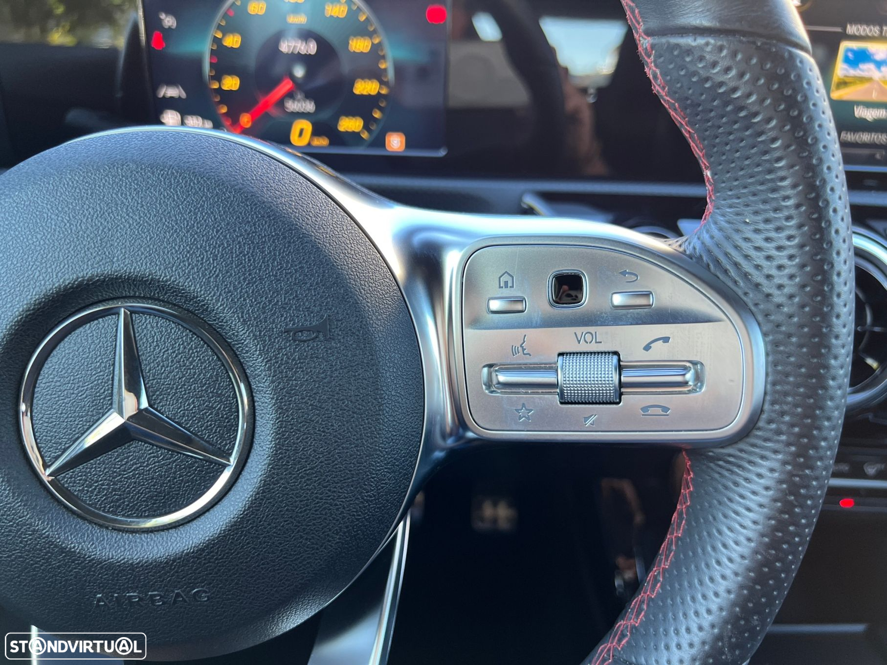 Mercedes-Benz A 180 d AMG Line - 22