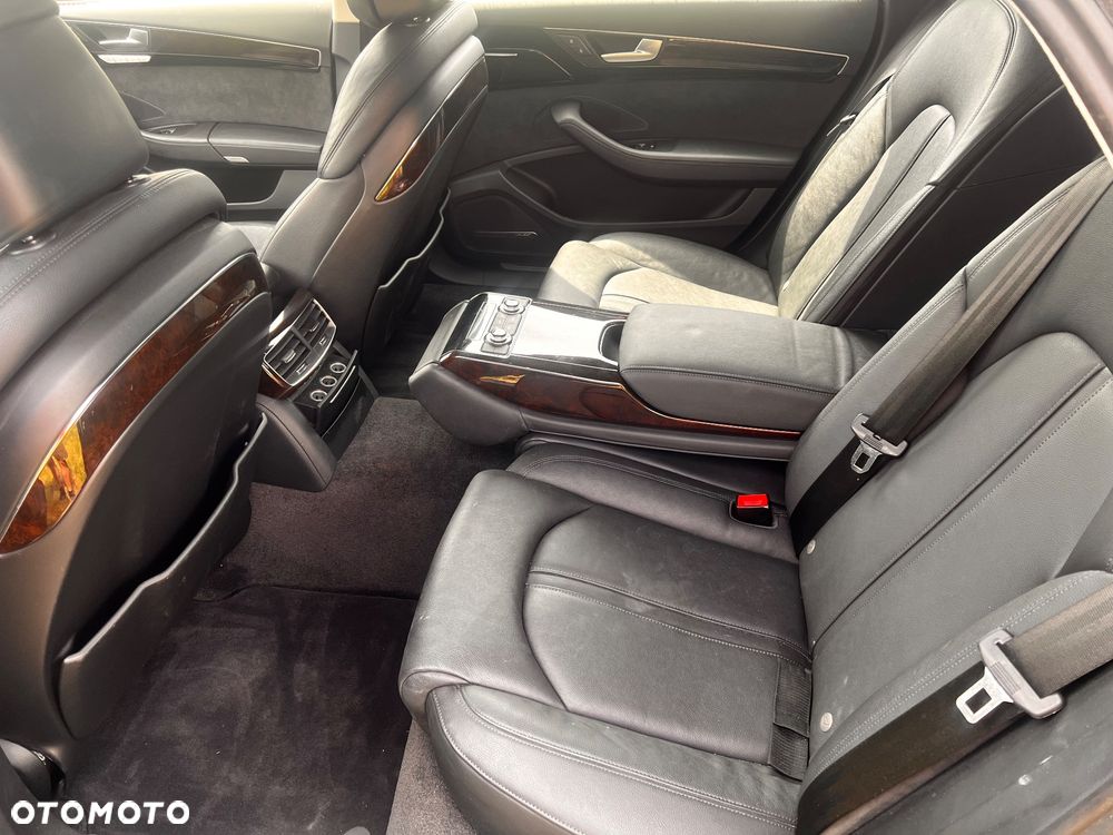 Audi A8 4.0 TFSI L Quattro - 13