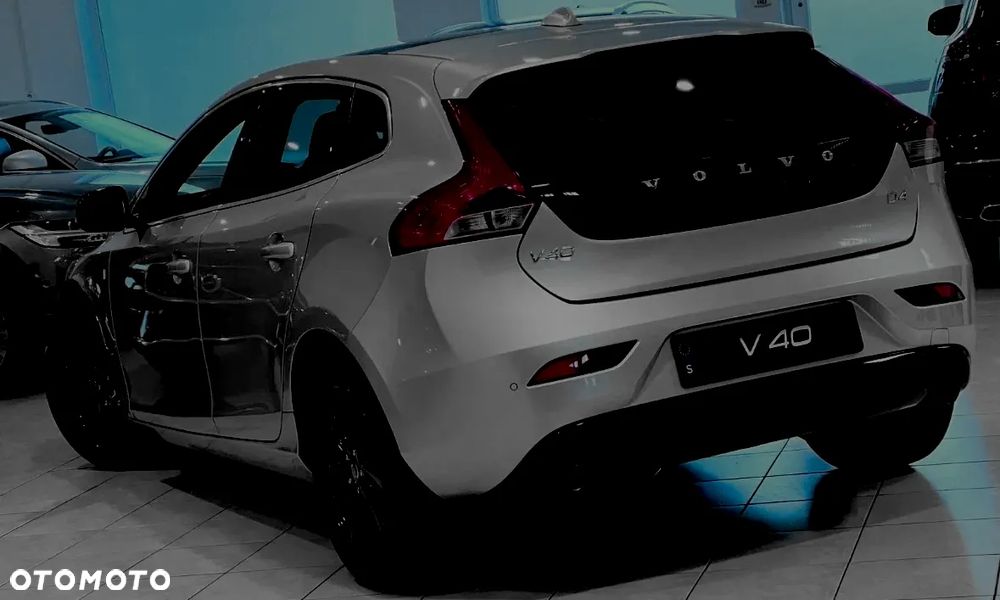 Volvo V40 - 4