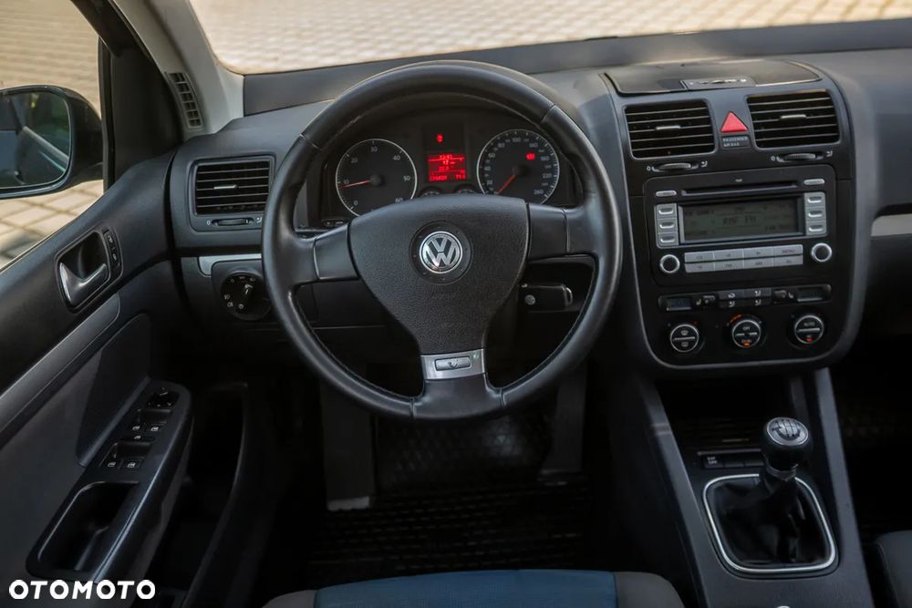 Volkswagen Golf 1.9 TDI DPF Tour - 21