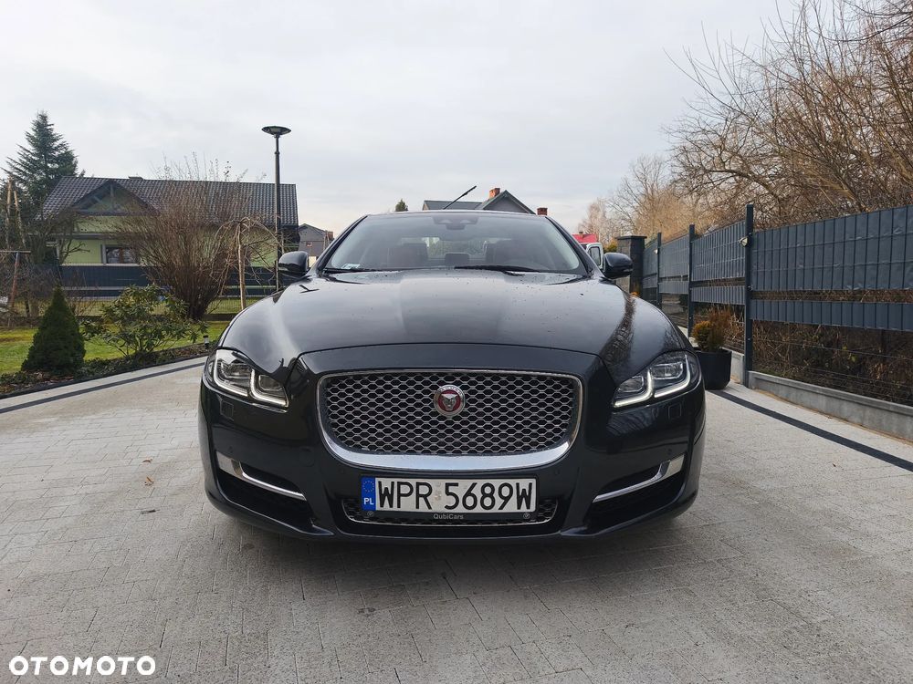 Jaguar XJ 3.0 V6 Langversion Premium Luxury - 4