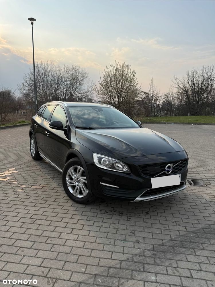Volvo V60 Cross Country D3 Geartronic Summum - 2