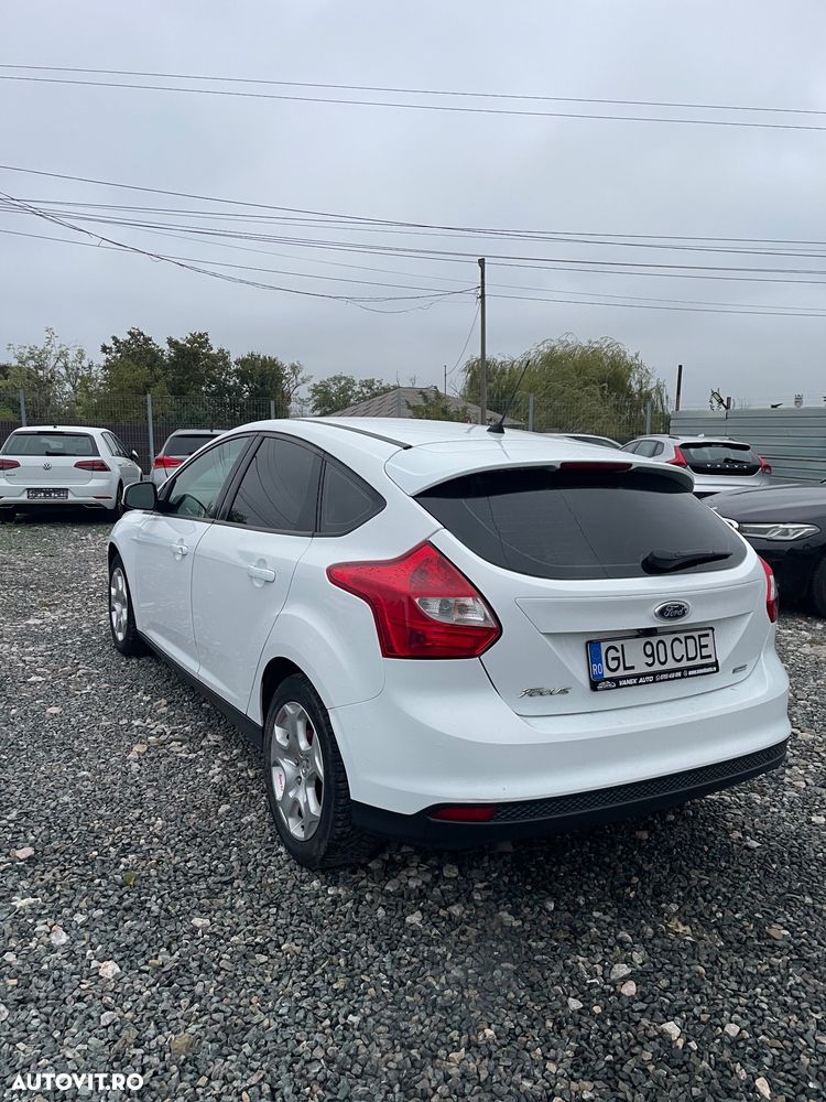 Ford Focus - 4