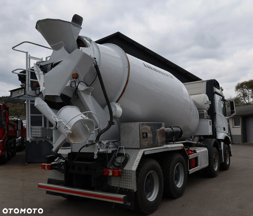 Mercedes-Benz Arocs 3251 - 10