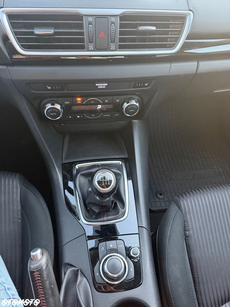 Mazda 3 SKYACTIV-G 120 Signature - 11