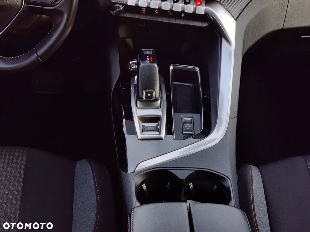 Peugeot 3008 1.2 PureTech Allure Pack S&S EAT8 - 13