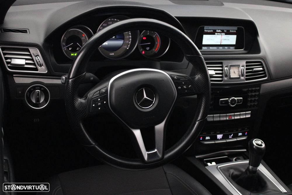 Mercedes-Benz E 220 CDi BlueEfficiency - 37