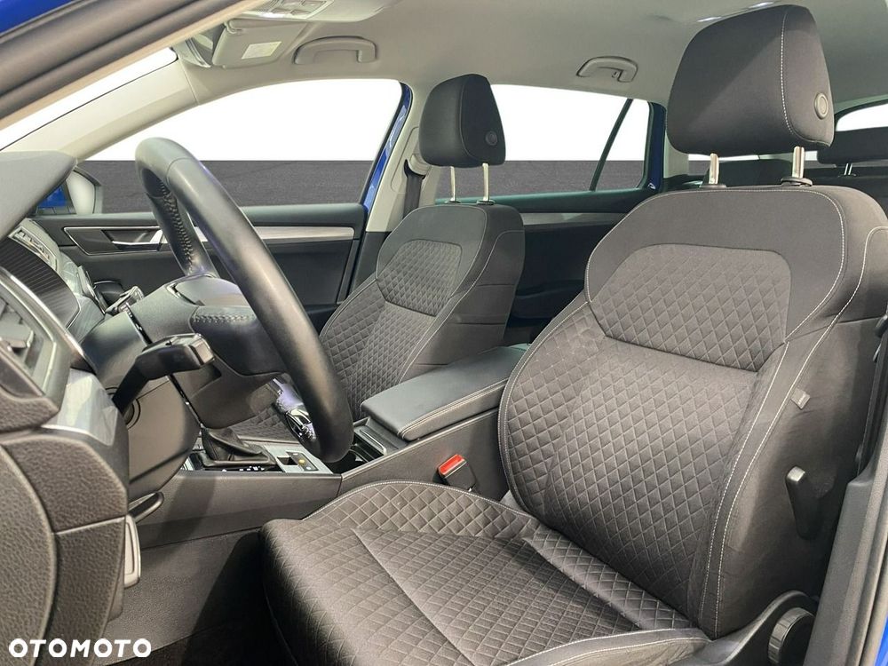 Skoda Superb 2.0 TDI SCR Style DSG - 10