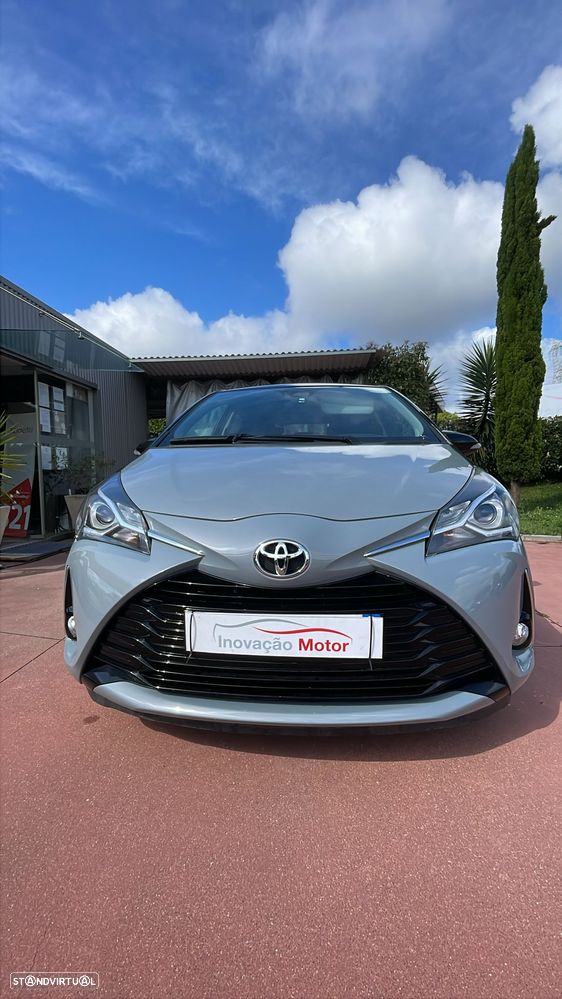 Toyota Yaris 1.0 VVT-i Comfort c/ Design-Pack - 3