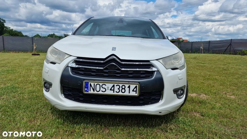 Citroën DS4 e-HDi 110 EGS6 SoChic - 14