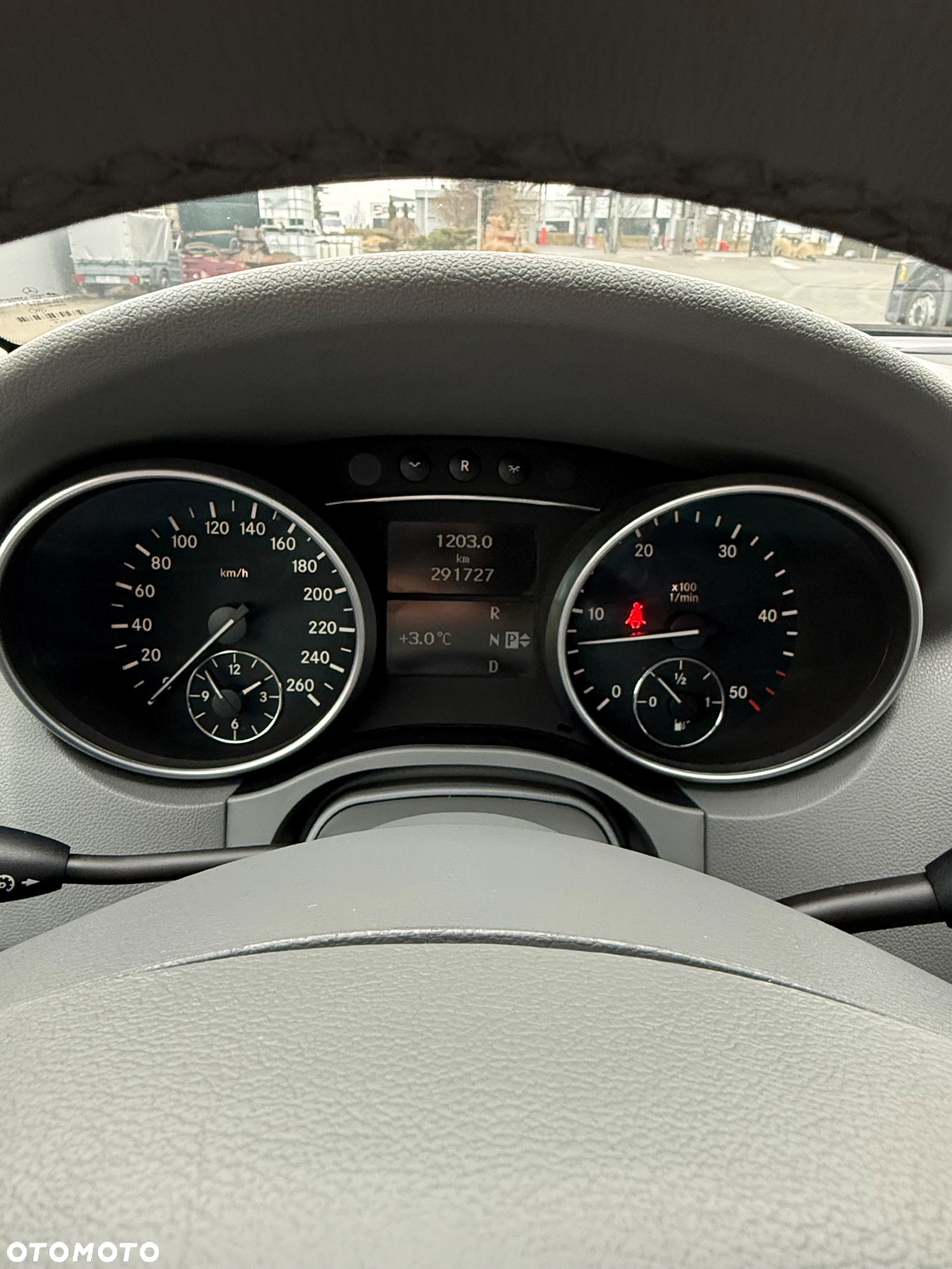 Mercedes-Benz ML - 9