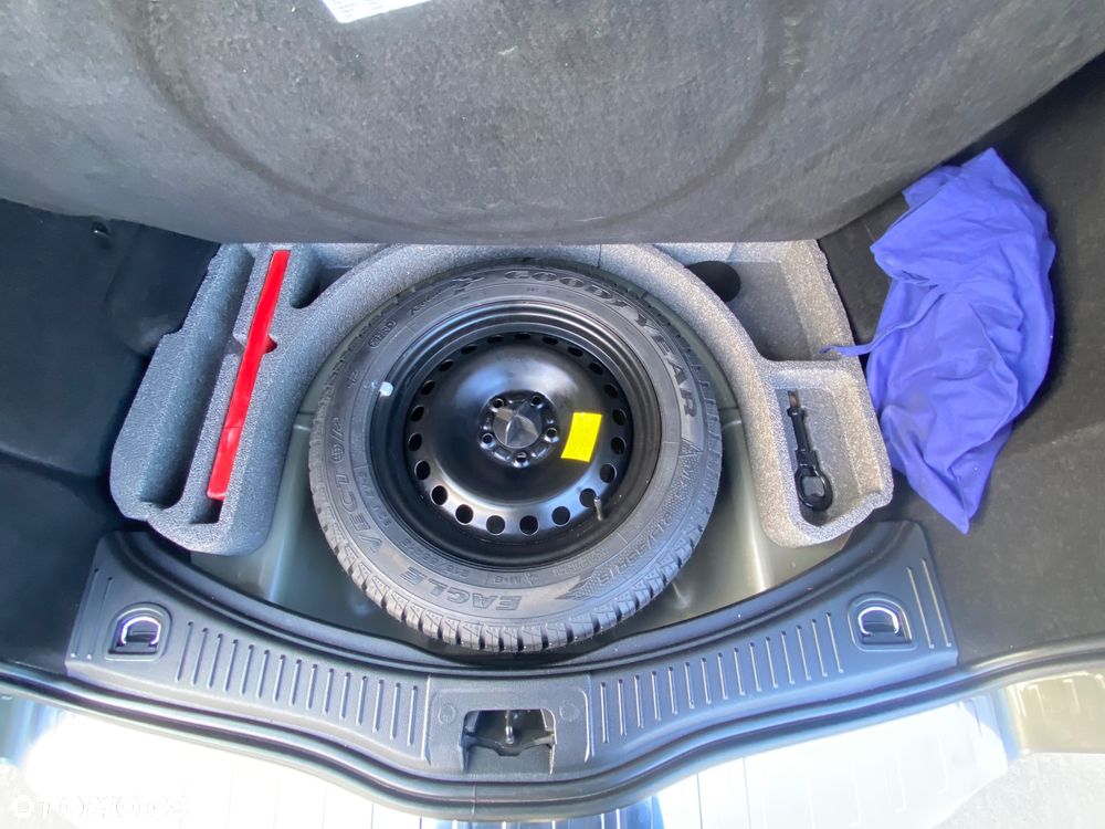 Ford Mondeo 2.0 TDCi Titanium - 29