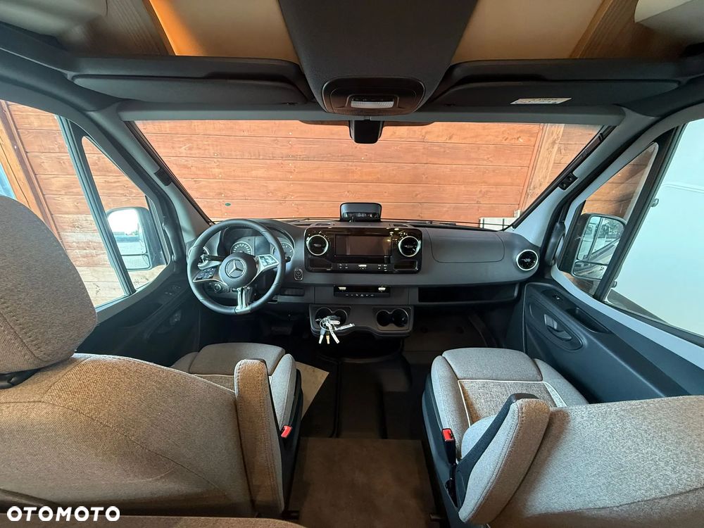 Carthago Malibu Genius 641 LE 4x4 - 24