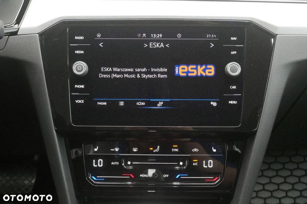 Volkswagen Passat Variant 2.0 TSI Business DSG - 10