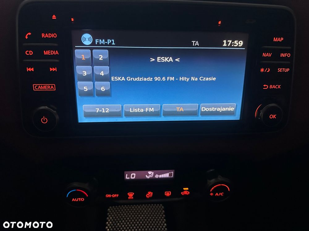 Nissan Micra - 16