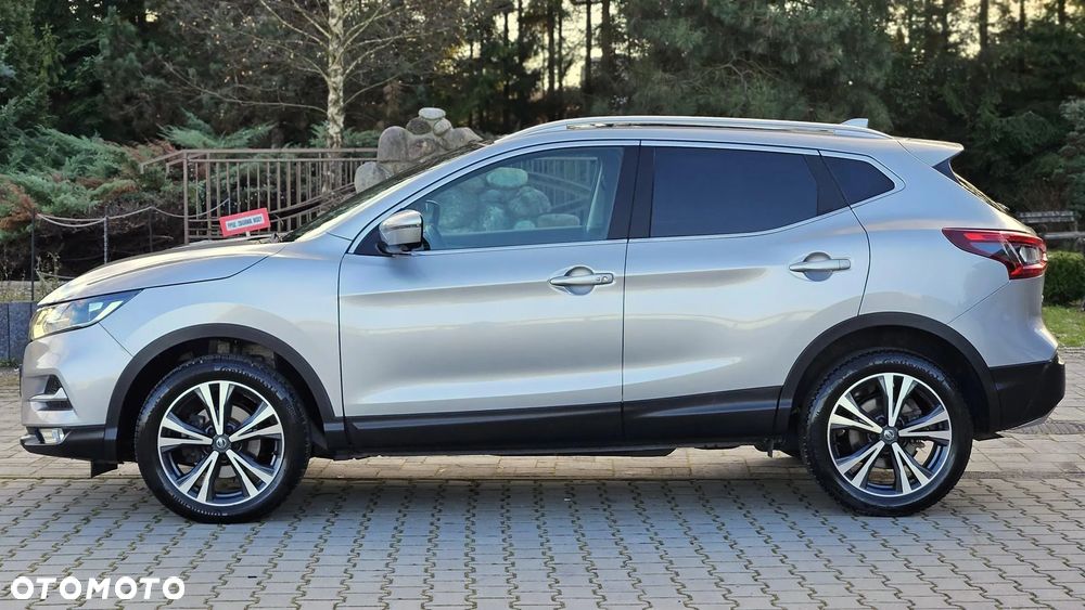 Nissan Qashqai 1.6 DIG-T N-Connecta - 11