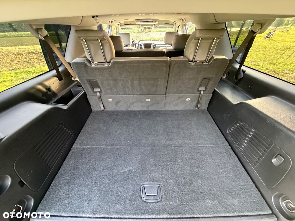 Chevrolet Suburban - 20