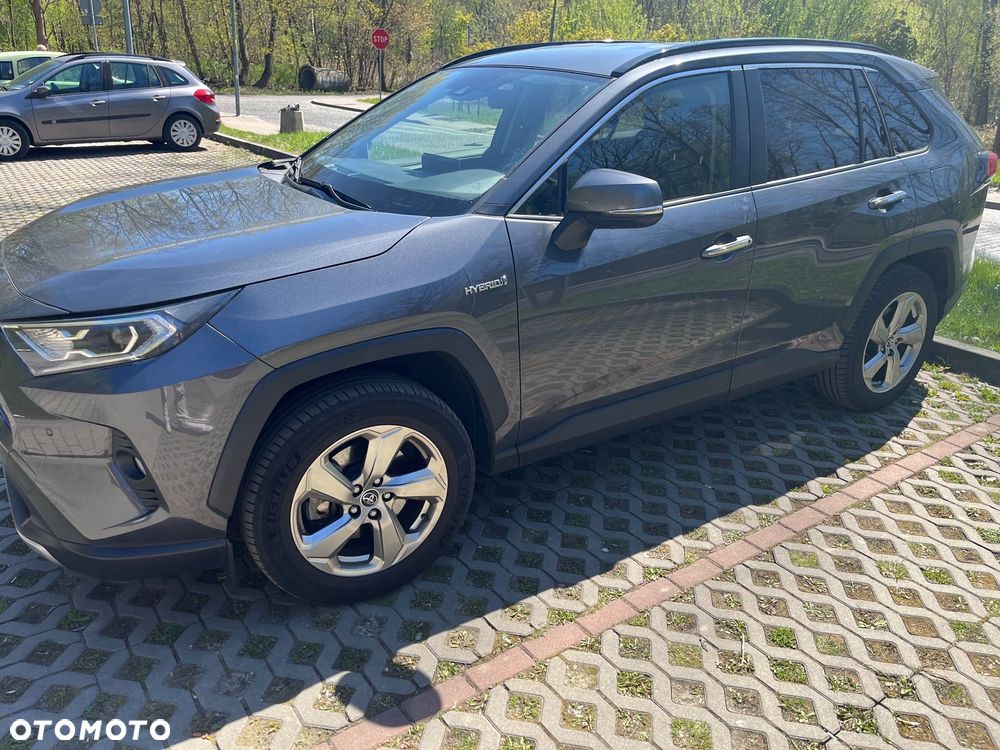 Toyota RAV4 2.5 XLE - 4