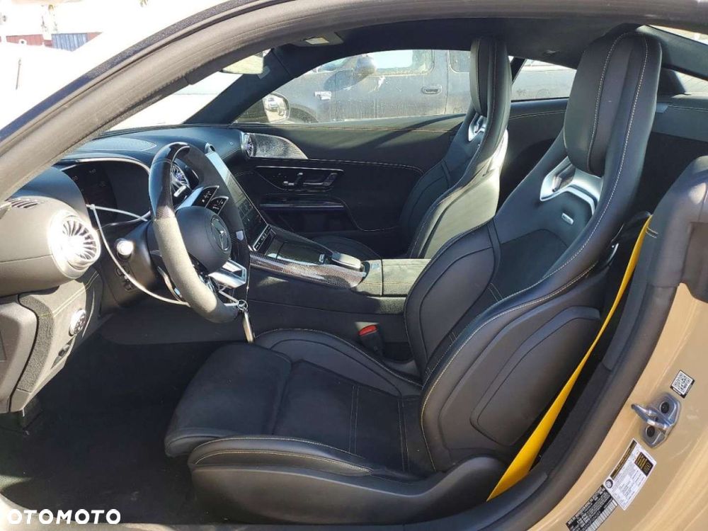 Mercedes-Benz AMG GT - 8