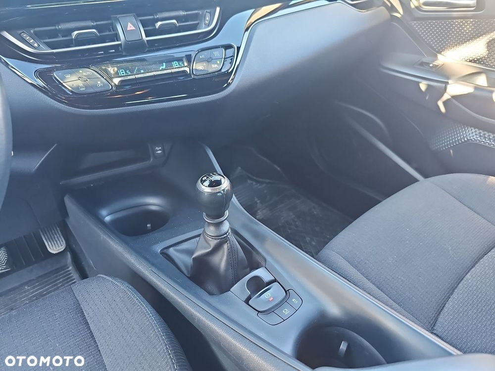 Toyota C-HR 1.2 T Active - 16
