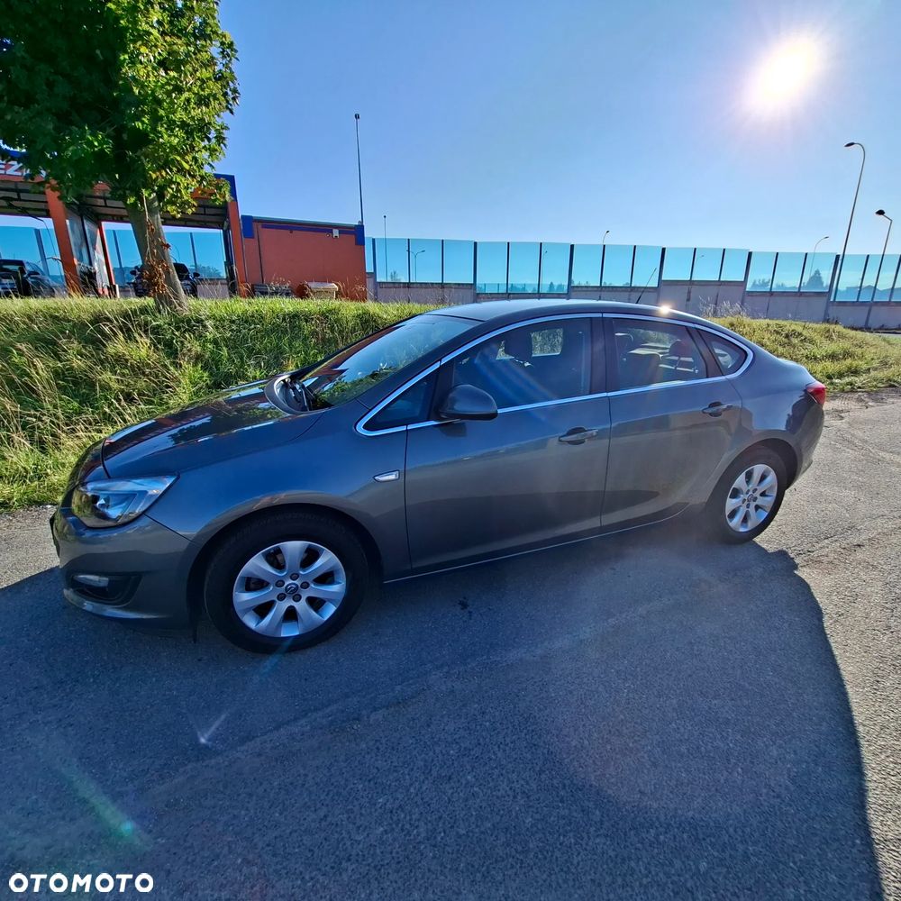Opel Astra - 13