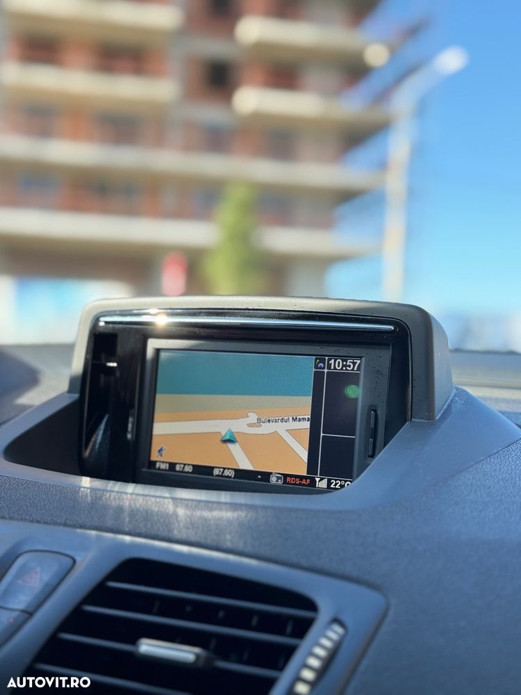 Renault Megane ver-1-5-dci-expression - 13