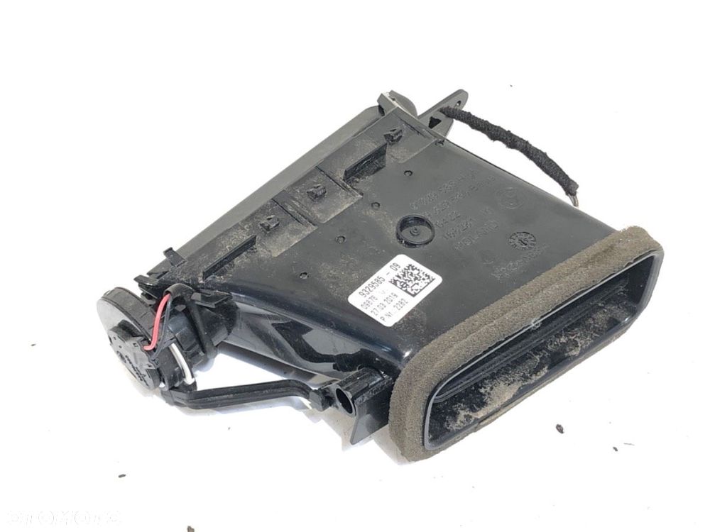 KRATKA NAWIEWU PRAWY PRZÓD  BMW 5 (G30, F90) 2016 - 2022 530 e Plug-in-Hybrid 135 kW [184 KM] - 2