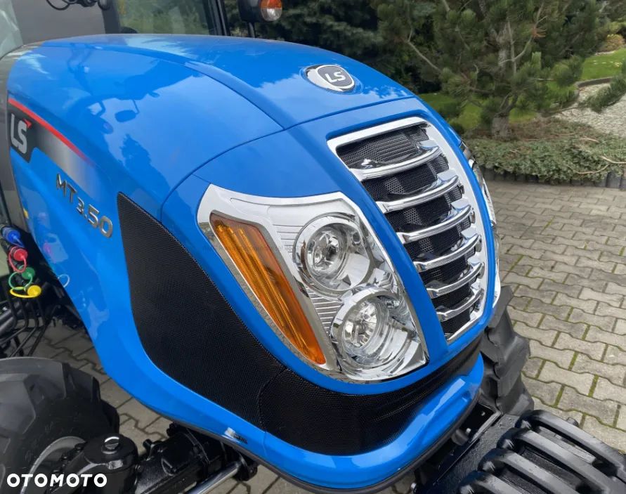LS Traktor MT3.50 Boomer New Holland Biegi pełzające , klimatyzacja , joystick , 4 pary hydrauliczne - 24