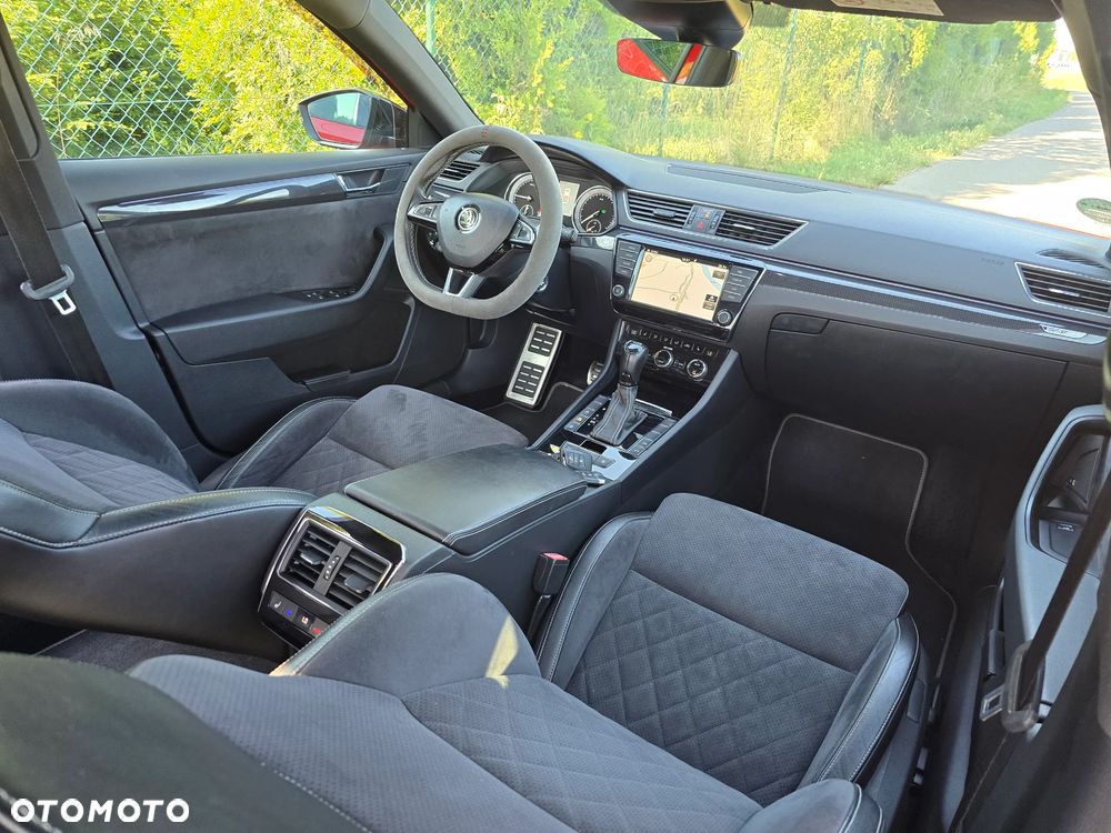 Skoda Superb 2.0 TDI 4x4 Sportline DSG - 11