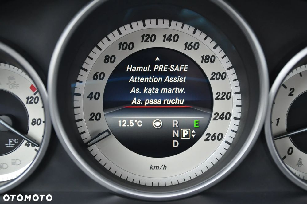 Mercedes-Benz Klasa E 350 BlueTEC 4-Matic Avantgarde - 36