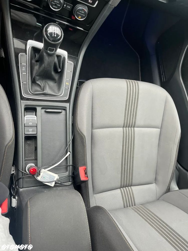 Volkswagen Golf 1.2 TSI BMT Trendline - 11