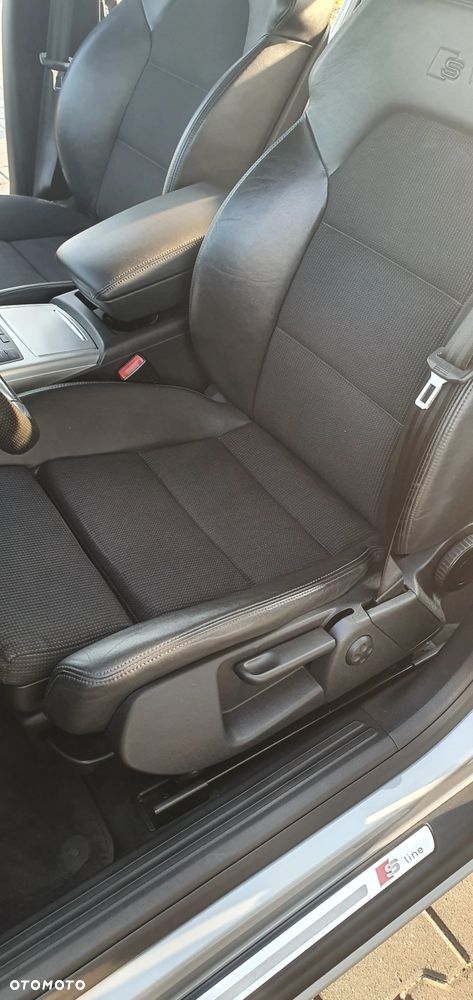 Audi A6 Avant 3.0 TDI quattro S tronic - 28